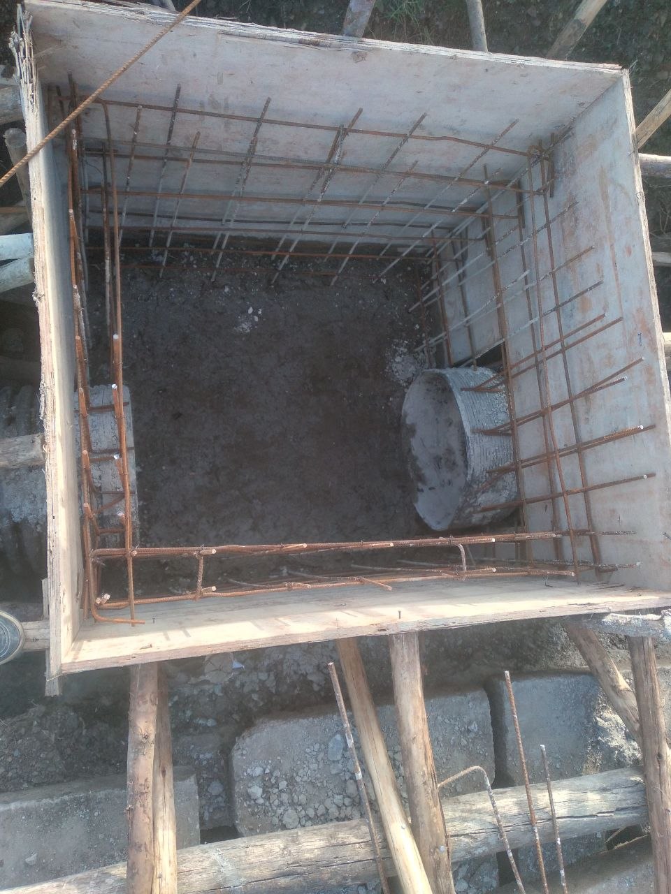 ETG Compound Bole  - Gallery Image
