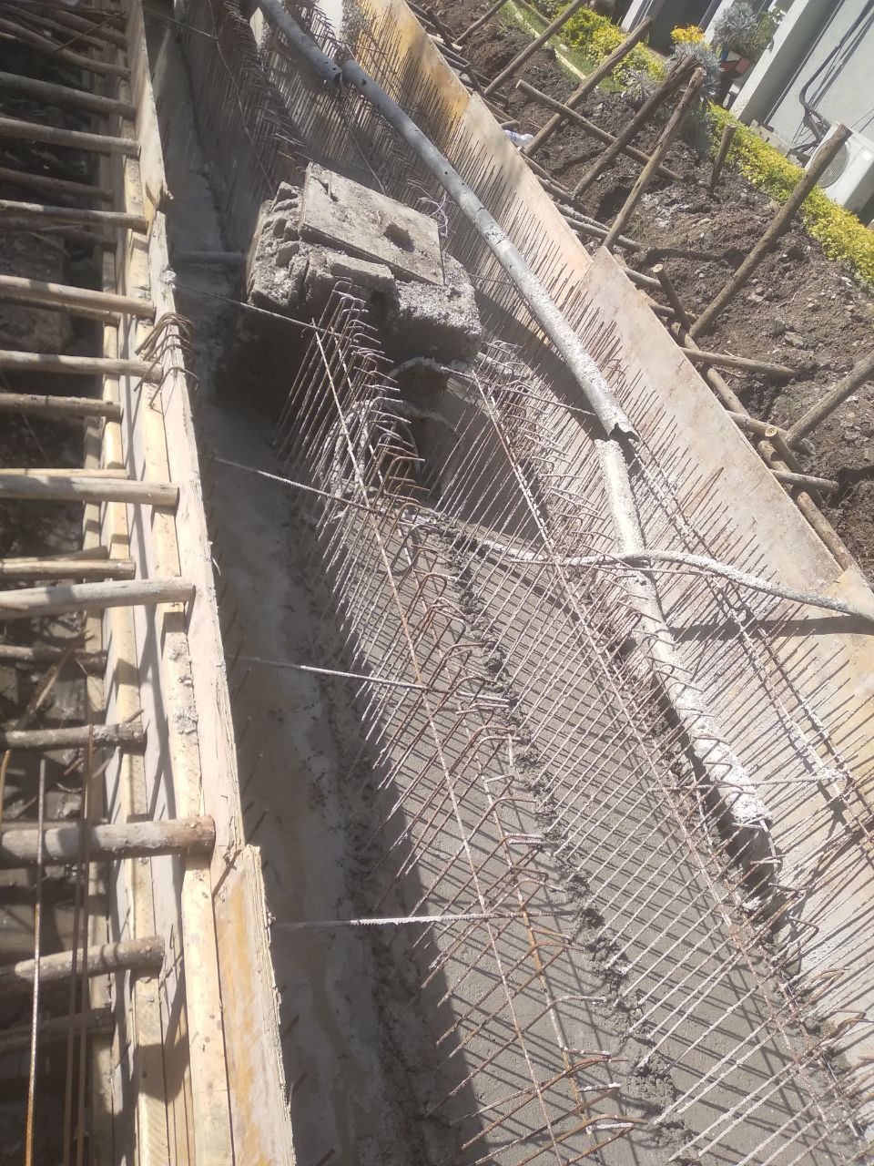 ETG Compound Bole  - Gallery Image